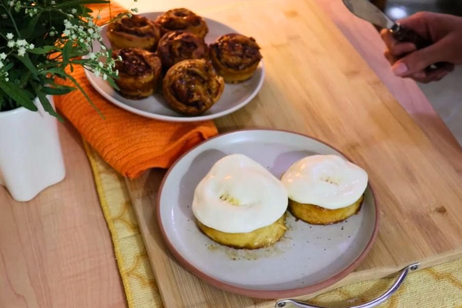 Postres & Panadería Golfeados venezolanos caseros con queso de mano y melao de papelón - Coffee María